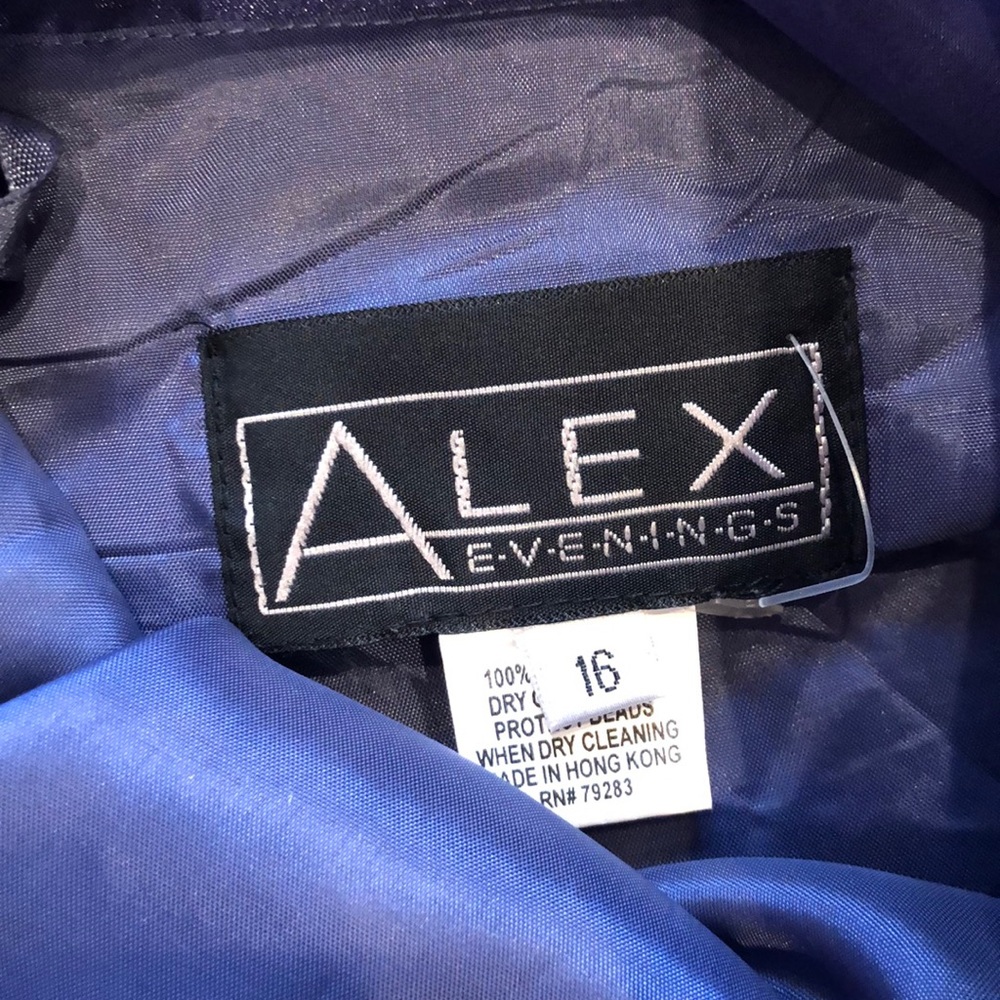 Alex Evenings Gown - Picture 4 of 4